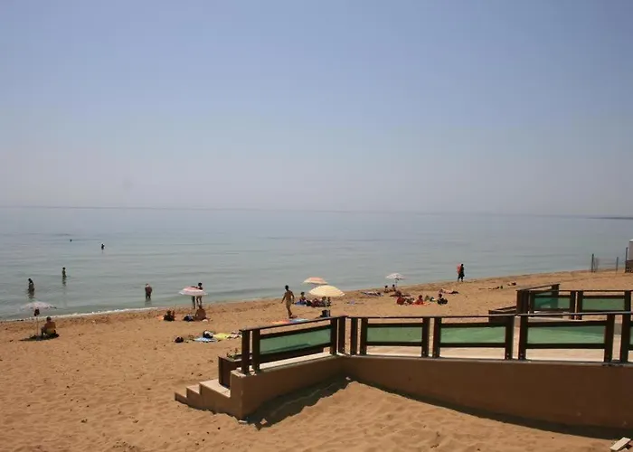 Noto Marina Scirocco & Hotel 3*